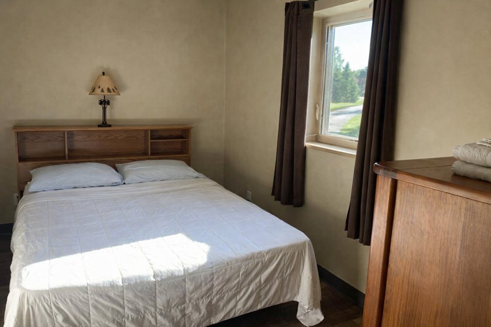 Bear Paw Outdoor Adventure Resort: local detail